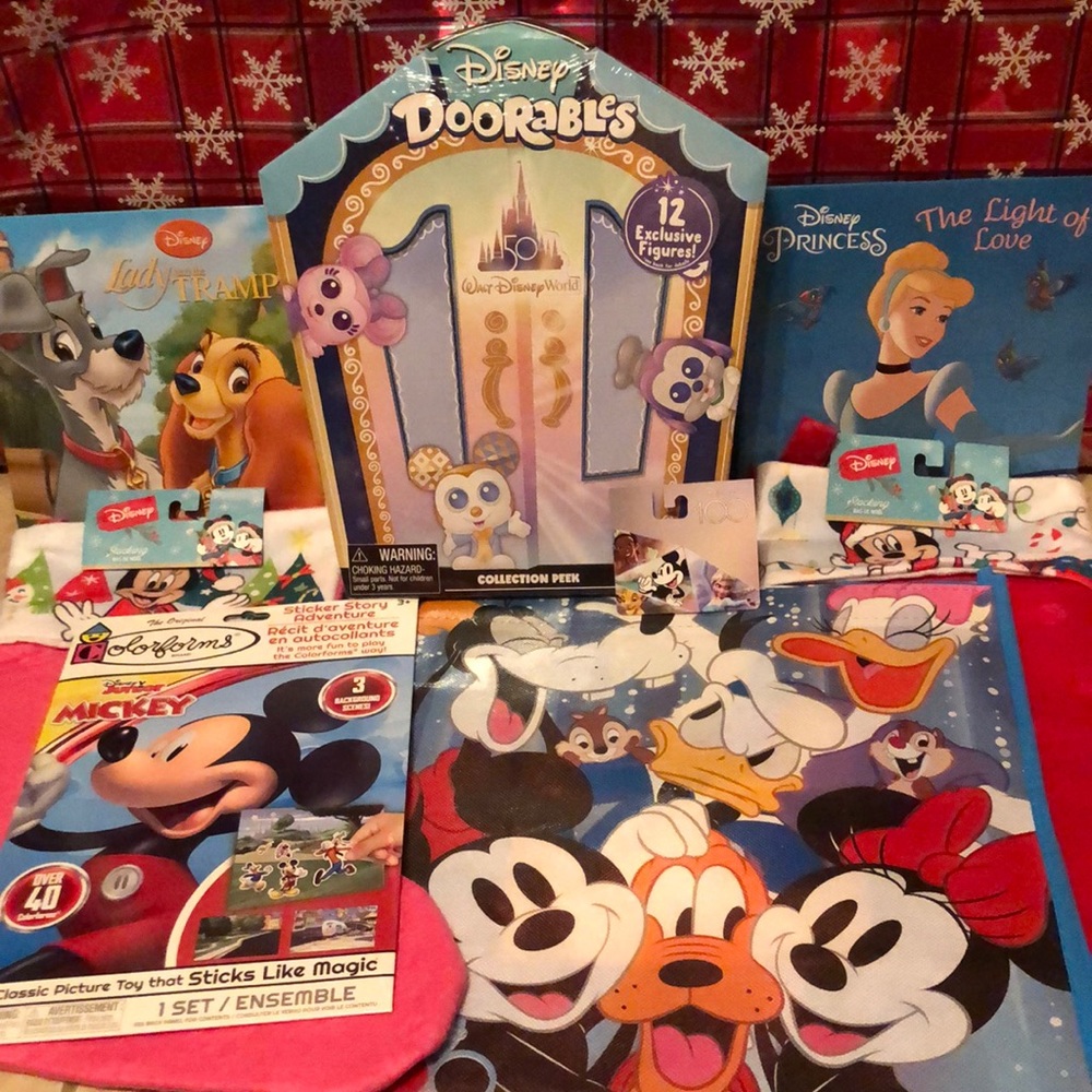 Disney Doorable’s Gift Bundle